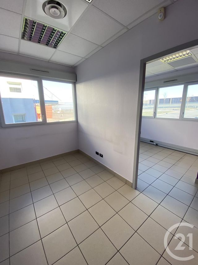entreprise à louer - 250.0 m2 - MONTBELIARD - 25 - FRANCHE-COMTE - Century 21 Les Portes De L'Est