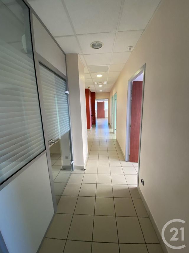 entreprise à louer - 250.0 m2 - MONTBELIARD - 25 - FRANCHE-COMTE - Century 21 Les Portes De L'Est