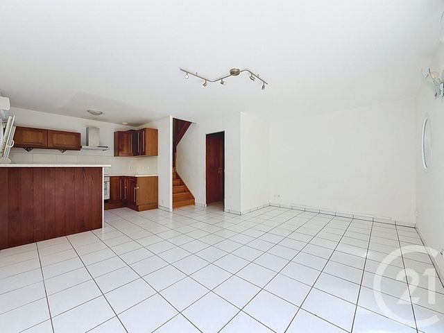 Appartement F4 à vendre - 4 pièces - 59.0 m2 - AUDINCOURT - 25 - FRANCHE-COMTE - Century 21 Les Portes De L'Est
