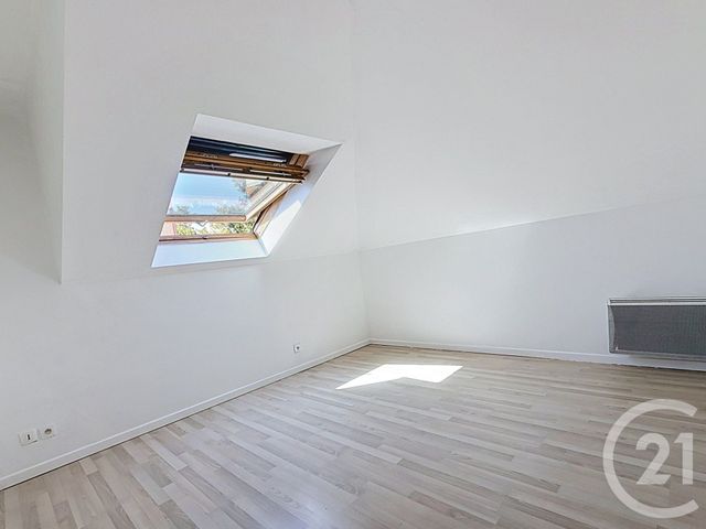 Appartement F4 à vendre - 4 pièces - 59.0 m2 - AUDINCOURT - 25 - FRANCHE-COMTE - Century 21 Les Portes De L'Est