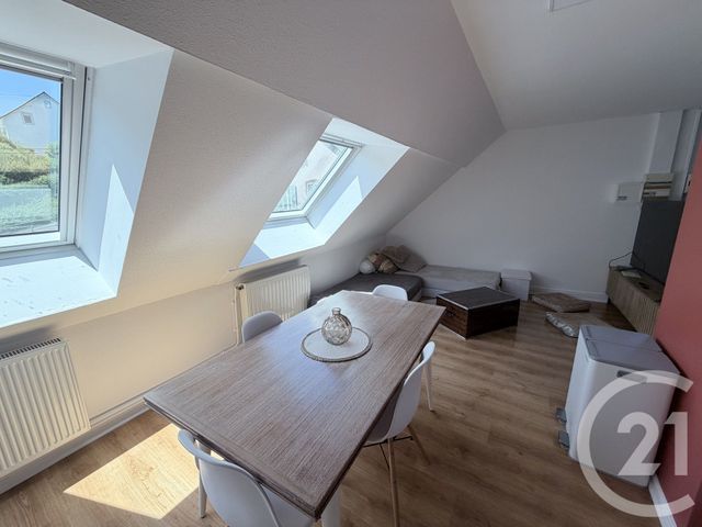 Appartement F3 à vendre - 3 pièces - 53.52 m2 - BEAUCOURT - 90 - FRANCHE-COMTE - Century 21 Les Portes De L'Est