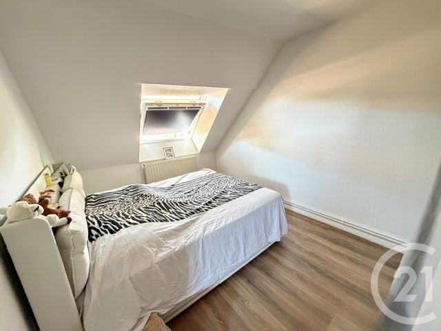 Appartement F3 à vendre - 3 pièces - 53.52 m2 - BEAUCOURT - 90 - FRANCHE-COMTE - Century 21 Les Portes De L'Est