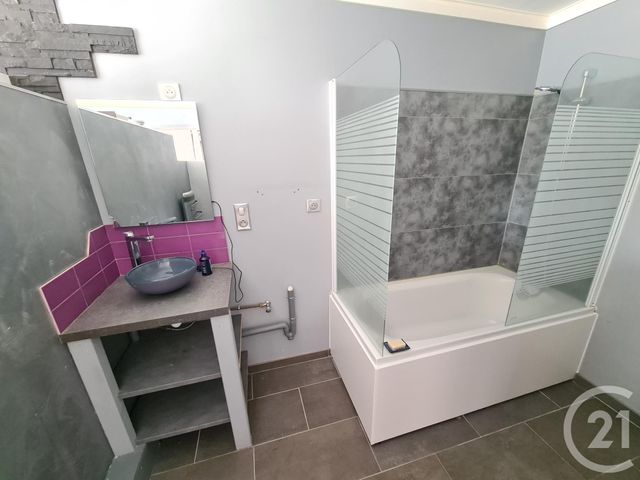 Appartement Studio à vendre - 2 pièces - 39.5 m2 - MONTBELIARD - 25 - FRANCHE-COMTE - Century 21 Les Portes De L'Est