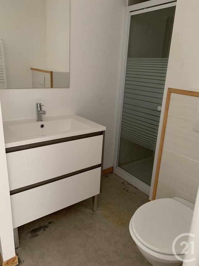 Appartement F1 à louer - 1 pièce - 18.0 m2 - VALENTIGNEY - 25 - FRANCHE-COMTE - Century 21 Les Portes De L'Est