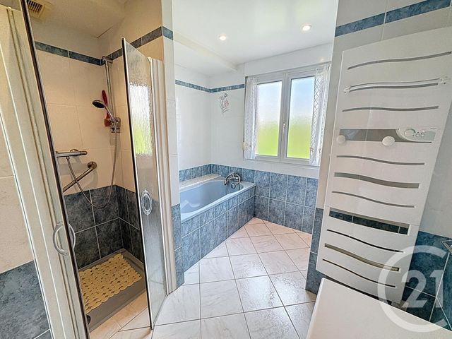 maison à vendre - 8 pièces - 216.0 m2 - VOUJEAUCOURT - 25 - FRANCHE-COMTE - Century 21 Les Portes De L'Est