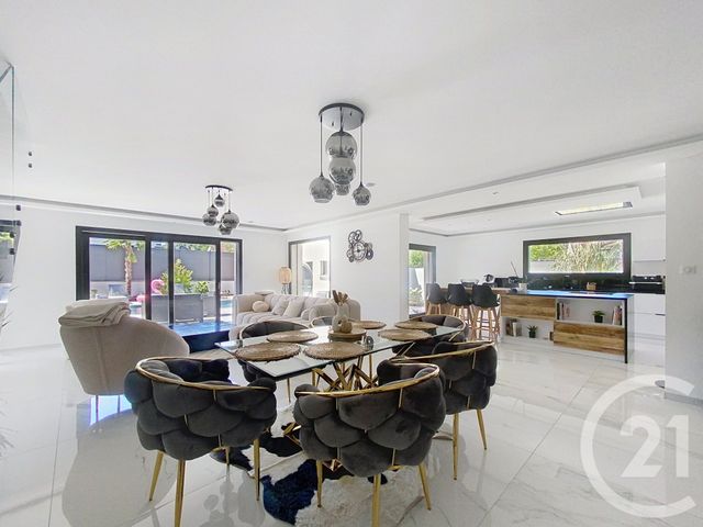 maison à vendre - 7 pièces - 212.5 m2 - AUDINCOURT - 25 - FRANCHE-COMTE - Century 21 Les Portes De L'Est