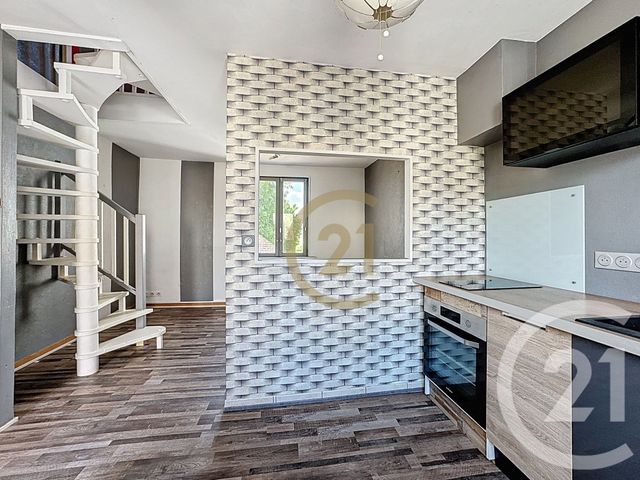 Appartement F2 à vendre - 2 pièces - 38.0 m2 - AUDINCOURT - 25 - FRANCHE-COMTE - Century 21 Les Portes De L'Est