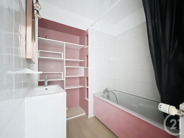 Appartement F3 à louer - 3 pièces - 45.98 m2 - VALENTIGNEY - 25 - FRANCHE-COMTE - Century 21 Les Portes De L'Est