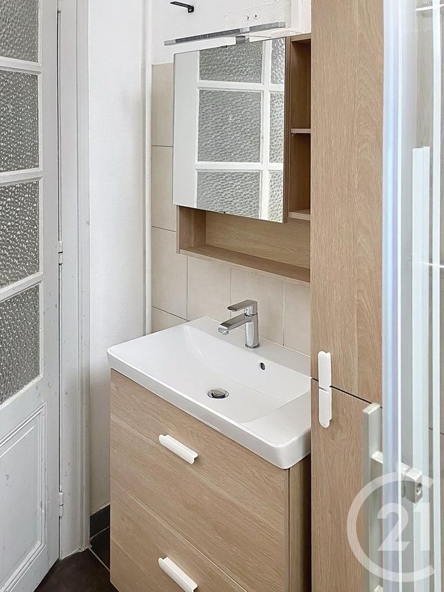 Appartement F5 à louer - 5 pièces - 109.15 m2 - MONTBELIARD - 25 - FRANCHE-COMTE - Century 21 Les Portes De L'Est