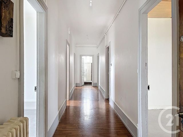 Appartement F5 à louer - 5 pièces - 109.15 m2 - MONTBELIARD - 25 - FRANCHE-COMTE - Century 21 Les Portes De L'Est