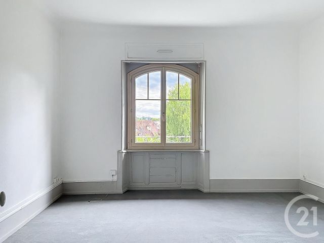 Appartement F5 à louer - 5 pièces - 109.15 m2 - MONTBELIARD - 25 - FRANCHE-COMTE - Century 21 Les Portes De L'Est