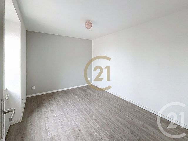 Appartement F3 à louer - 3 pièces - 60.0 m2 - FESCHES LE CHATEL - 25 - FRANCHE-COMTE - Century 21 Les Portes De L'Est