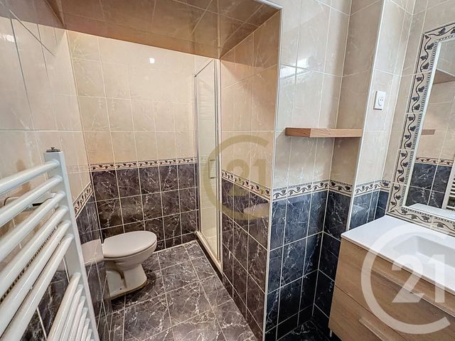 Appartement F3 à louer - 3 pièces - 60.0 m2 - FESCHES LE CHATEL - 25 - FRANCHE-COMTE - Century 21 Les Portes De L'Est