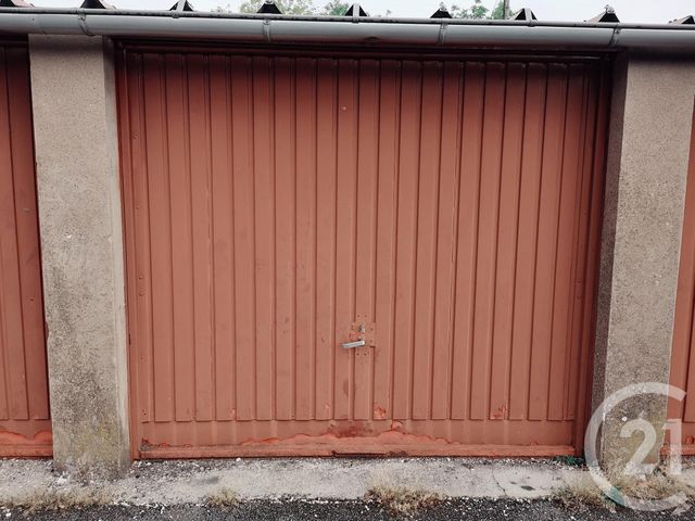 parking à louer - 15.0 m2 - MONTBELIARD - 25 - FRANCHE-COMTE - Century 21 Les Portes De L'Est