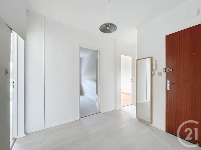 Appartement F4 à louer - 4 pièces - 76.0 m2 - VALENTIGNEY - 25 - FRANCHE-COMTE - Century 21 Les Portes De L'Est