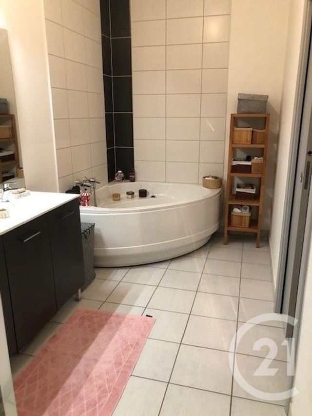 Appartement à vendre - 3 pièces - 79.83 m2 - MONTBELIARD - 25 - FRANCHE-COMTE - Century 21 Les Portes De L'Est