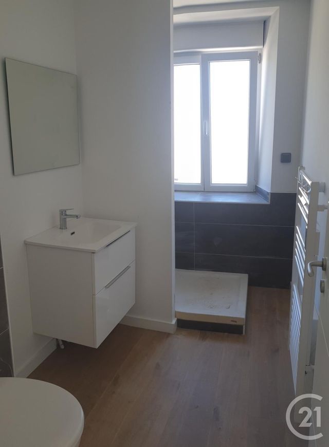 Appartement F2 à louer - 2 pièces - 39.67 m2 - BONDEVAL - 25 - FRANCHE-COMTE - Century 21 Les Portes De L'Est