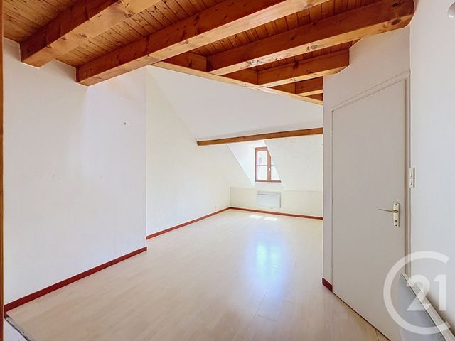 Appartement F3 à louer - 3 pièces - 53.78 m2 - MONTBELIARD - 25 - FRANCHE-COMTE - Century 21 Les Portes De L'Est