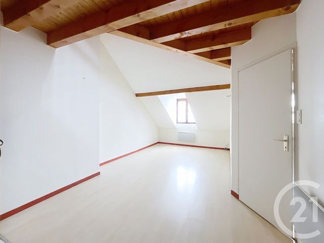 Appartement F3 à louer - 3 pièces - 53.78 m2 - MONTBELIARD - 25 - FRANCHE-COMTE - Century 21 Les Portes De L'Est