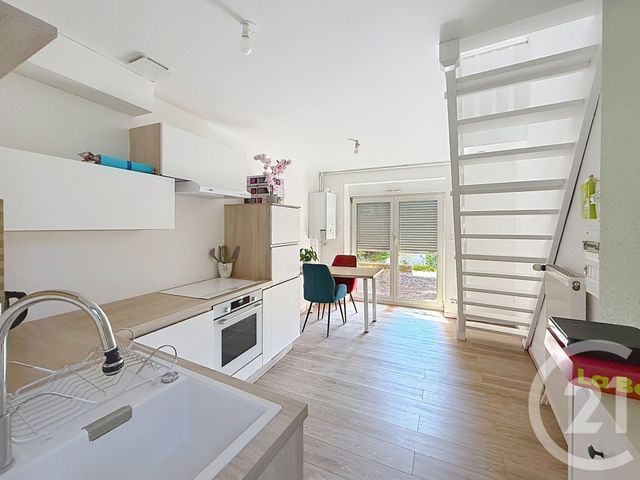 Appartement F1 à louer - 1 pièce - 27.85 m2 - BEAUCOURT - 90 - FRANCHE-COMTE - Century 21 Les Portes De L'Est