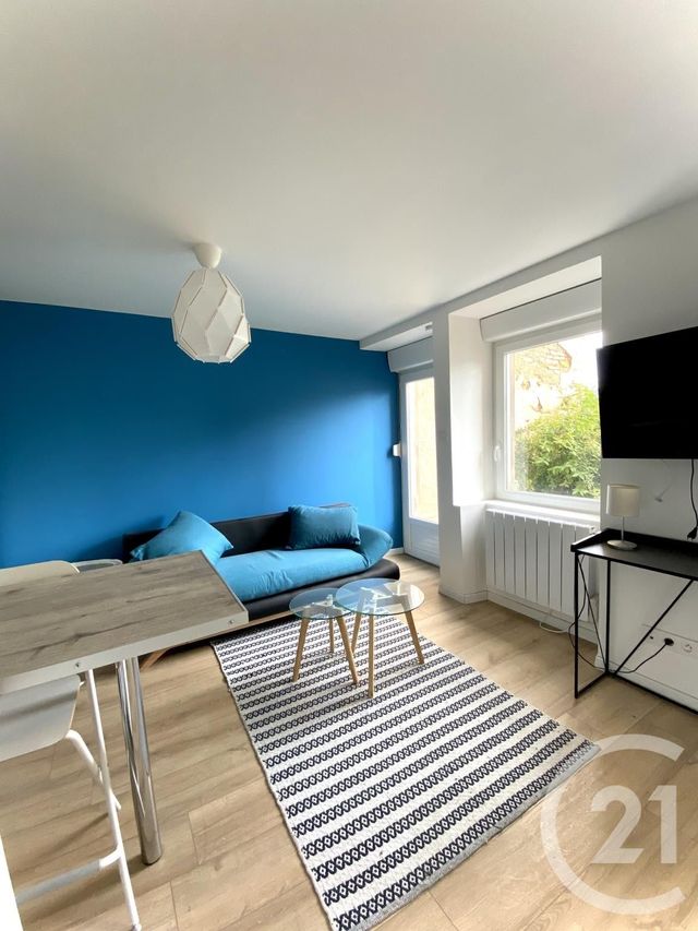 Appartement F1 à louer - 1 pièce - 20.0 m2 - MONTBELIARD - 25 - FRANCHE-COMTE - Century 21 Les Portes De L'Est