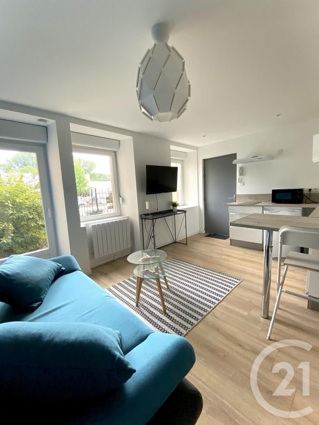 Appartement F1 à louer - 1 pièce - 20.0 m2 - MONTBELIARD - 25 - FRANCHE-COMTE - Century 21 Les Portes De L'Est