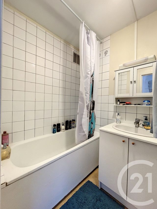 Appartement F2 à vendre - 2 pièces - 44.4 m2 - GRAND CHARMONT - 25 - FRANCHE-COMTE - Century 21 Les Portes De L'Est