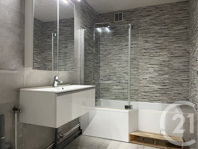 Appartement F4 à louer - 4 pièces - 77.59 m2 - SOCHAUX - 25 - FRANCHE-COMTE - Century 21 Les Portes De L'Est