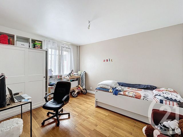 Appartement F4 à louer - 4 pièces - 77.59 m2 - SOCHAUX - 25 - FRANCHE-COMTE - Century 21 Les Portes De L'Est