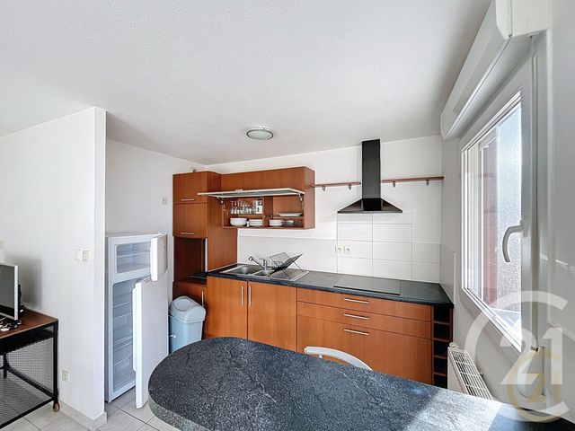 Appartement F2 à louer - 2 pièces - 48.87 m2 - MONTBELIARD - 25 - FRANCHE-COMTE - Century 21 Les Portes De L'Est