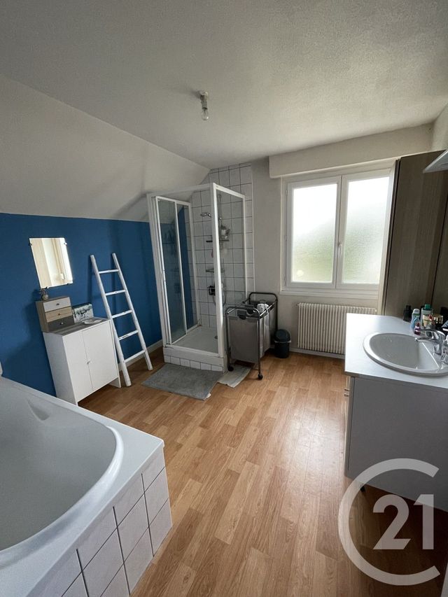 Appartement F4 à vendre - 4 pièces - 87.68 m2 - ALLENJOIE - 25 - FRANCHE-COMTE - Century 21 Les Portes De L'Est