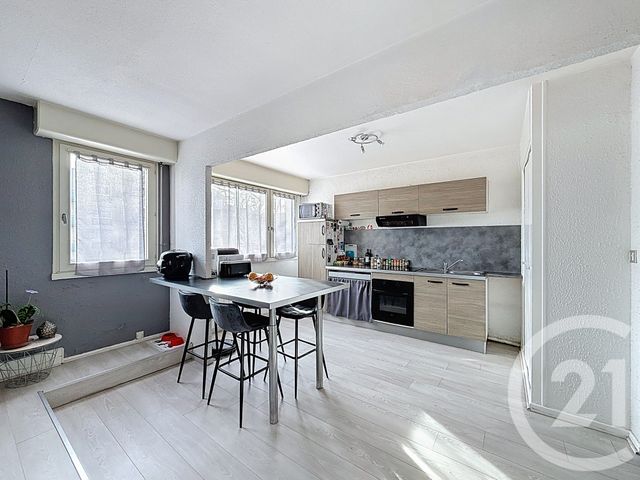 Appartement F3 à vendre - 3 pièces - 66.56 m2 - AUDINCOURT - 25 - FRANCHE-COMTE - Century 21 Les Portes De L'Est