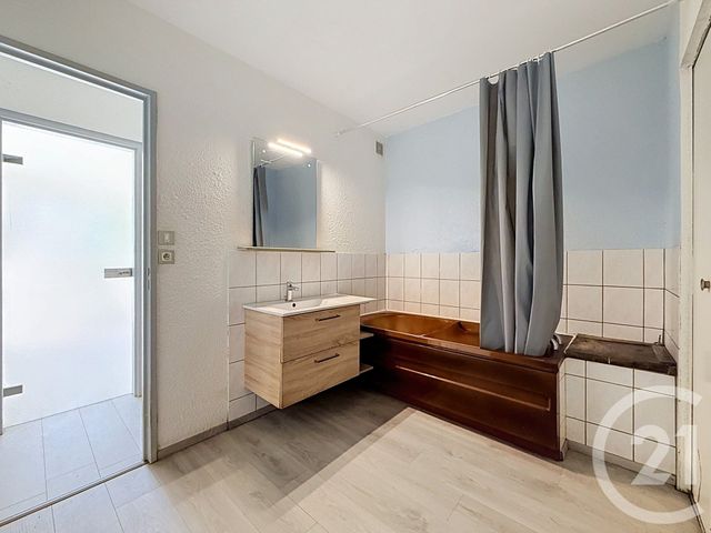 Appartement F3 à vendre - 3 pièces - 66.56 m2 - AUDINCOURT - 25 - FRANCHE-COMTE - Century 21 Les Portes De L'Est