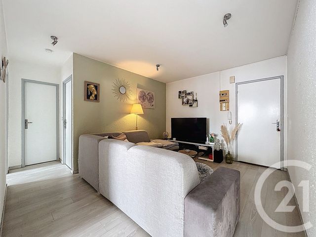 Appartement F3 à vendre - 3 pièces - 66.56 m2 - AUDINCOURT - 25 - FRANCHE-COMTE - Century 21 Les Portes De L'Est