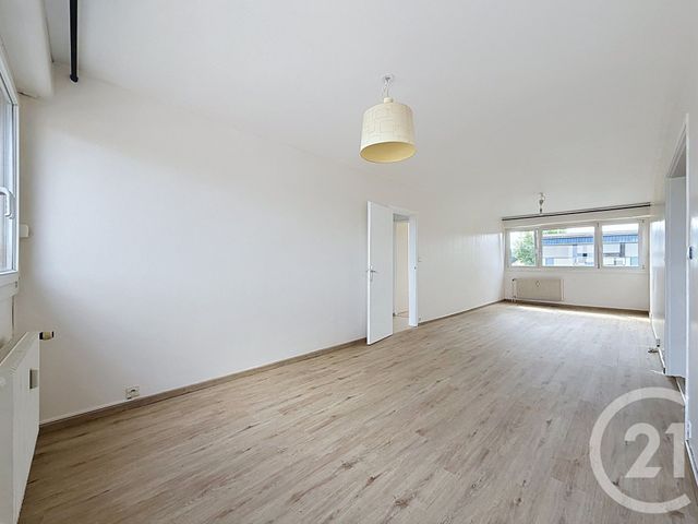 Appartement F4 à louer - 4 pièces - 75.03 m2 - SELONCOURT - 25 - FRANCHE-COMTE - Century 21 Les Portes De L'Est