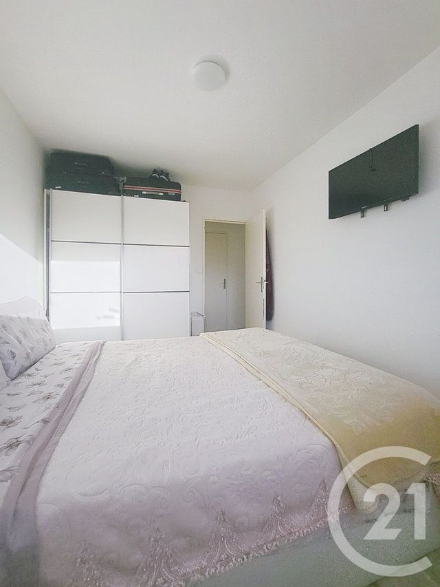 Appartement F2 à vendre - 2 pièces - 49.6 m2 - MONTBELIARD - 25 - FRANCHE-COMTE - Century 21 Les Portes De L'Est