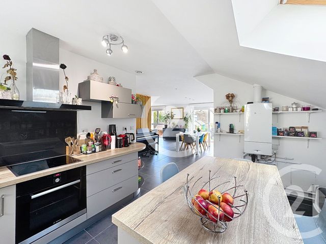 Appartement T4 à vendre - 4 pièces - 85.31 m2 - MONTBELIARD - 25 - FRANCHE-COMTE - Century 21 Les Portes De L'Est