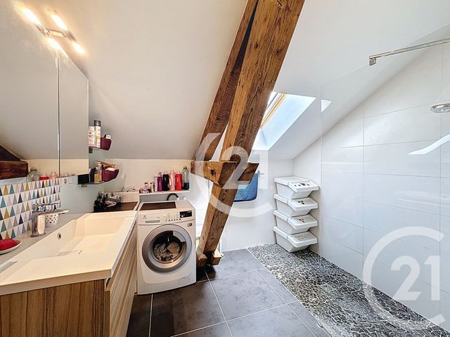 Appartement T4 à vendre - 4 pièces - 85.31 m2 - MONTBELIARD - 25 - FRANCHE-COMTE - Century 21 Les Portes De L'Est