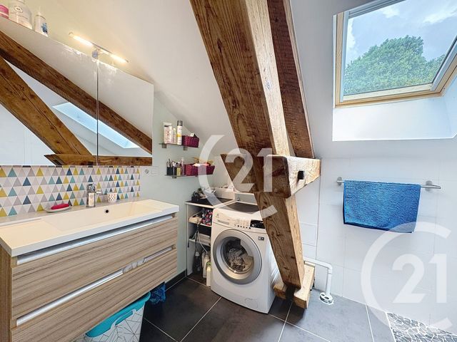 Appartement T4 à vendre - 4 pièces - 85.31 m2 - MONTBELIARD - 25 - FRANCHE-COMTE - Century 21 Les Portes De L'Est