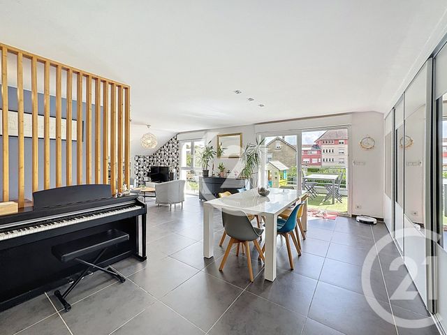 Appartement T4 à vendre - 4 pièces - 85.31 m2 - MONTBELIARD - 25 - FRANCHE-COMTE - Century 21 Les Portes De L'Est