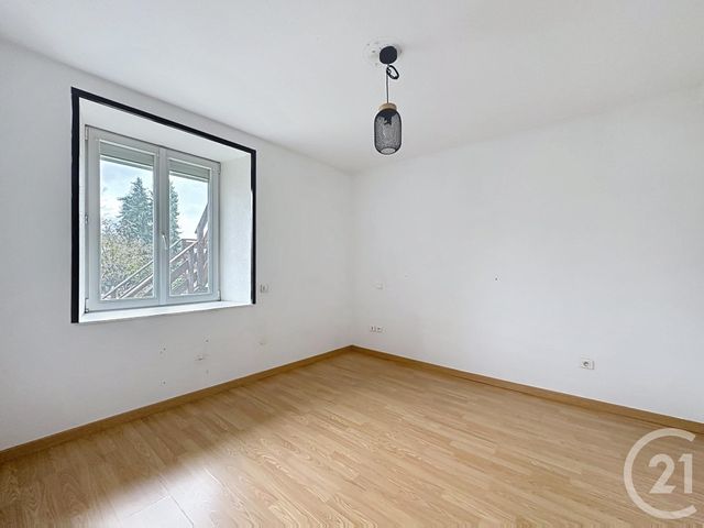 Appartement F3 à vendre - 4 pièces - 56.7 m2 - VANDONCOURT - 25 - FRANCHE-COMTE - Century 21 Les Portes De L'Est