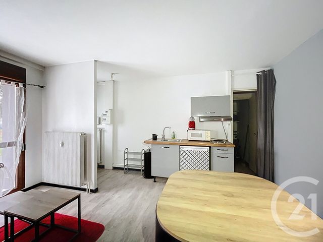 Appartement F1 à louer - 1 pièce - 24.0 m2 - SOCHAUX - 25 - FRANCHE-COMTE - Century 21 Les Portes De L'Est