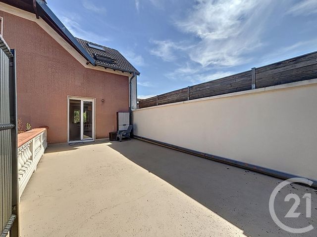 Appartement F4 à louer - 4 pièces - 88.06 m2 - BELFORT - 90 - FRANCHE-COMTE - Century 21 Les Portes De L'Est