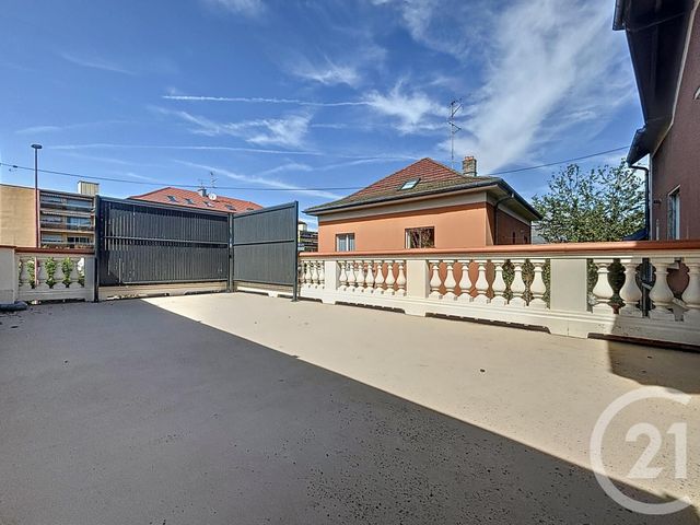 Appartement F4 à louer - 4 pièces - 88.06 m2 - BELFORT - 90 - FRANCHE-COMTE - Century 21 Les Portes De L'Est