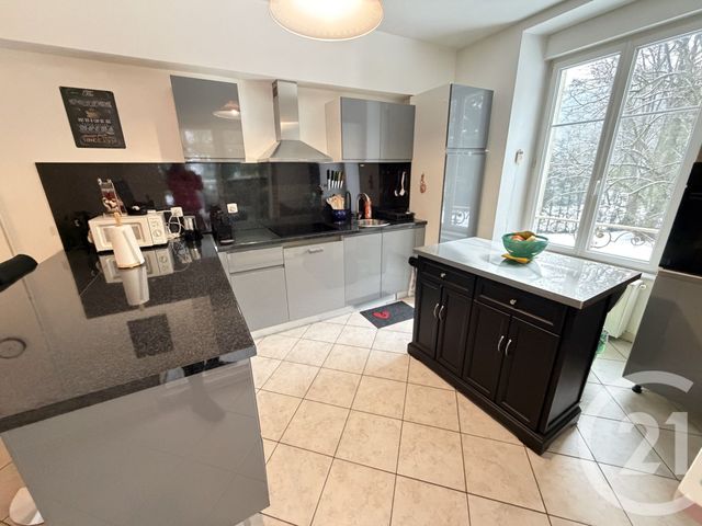 Appartement F4 à vendre - 4 pièces - 93.91 m2 - SELONCOURT - 25 - FRANCHE-COMTE - Century 21 Les Portes De L'Est