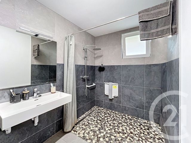 Appartement F3 à vendre - 3 pièces - 76.0 m2 - AUDINCOURT - 25 - FRANCHE-COMTE - Century 21 Les Portes De L'Est