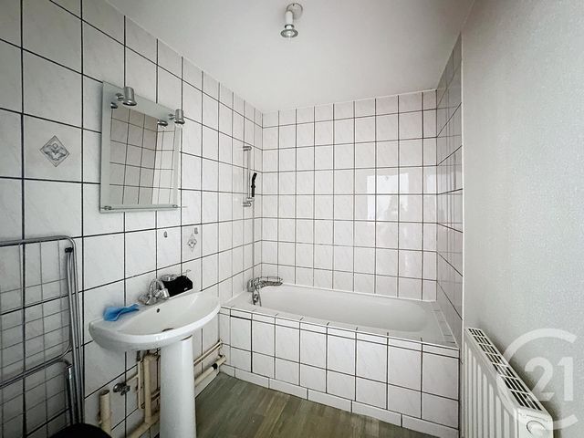 Appartement F2 à louer - 2 pièces - 46.56 m2 - VOUJEAUCOURT - 25 - FRANCHE-COMTE - Century 21 Les Portes De L'Est