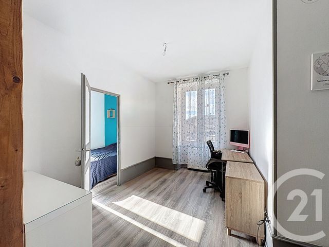 Appartement F4 à louer - 4 pièces - 85.2 m2 - DELLE - 90 - FRANCHE-COMTE - Century 21 Les Portes De L'Est