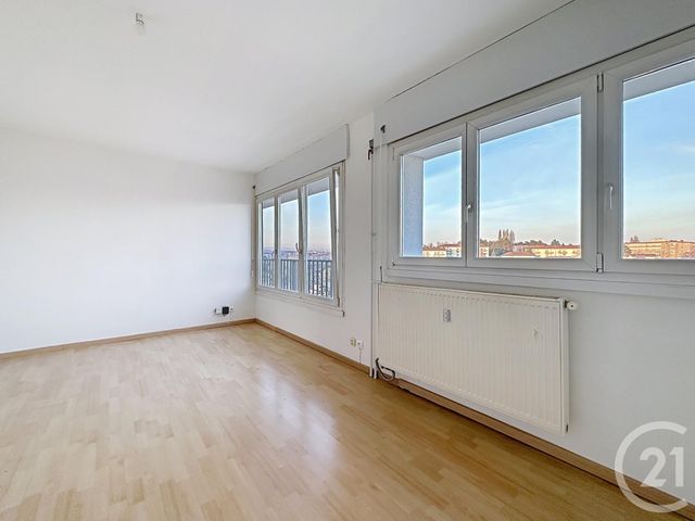 Appartement F2 à vendre - 2 pièces - 41.67 m2 - MONTBELIARD - 25 - FRANCHE-COMTE - Century 21 Les Portes De L'Est