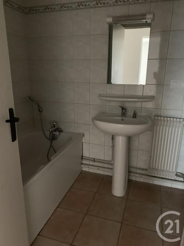 Appartement F4 à louer - 4 pièces - 73.01 m2 - SOCHAUX - 25 - FRANCHE-COMTE - Century 21 Les Portes De L'Est